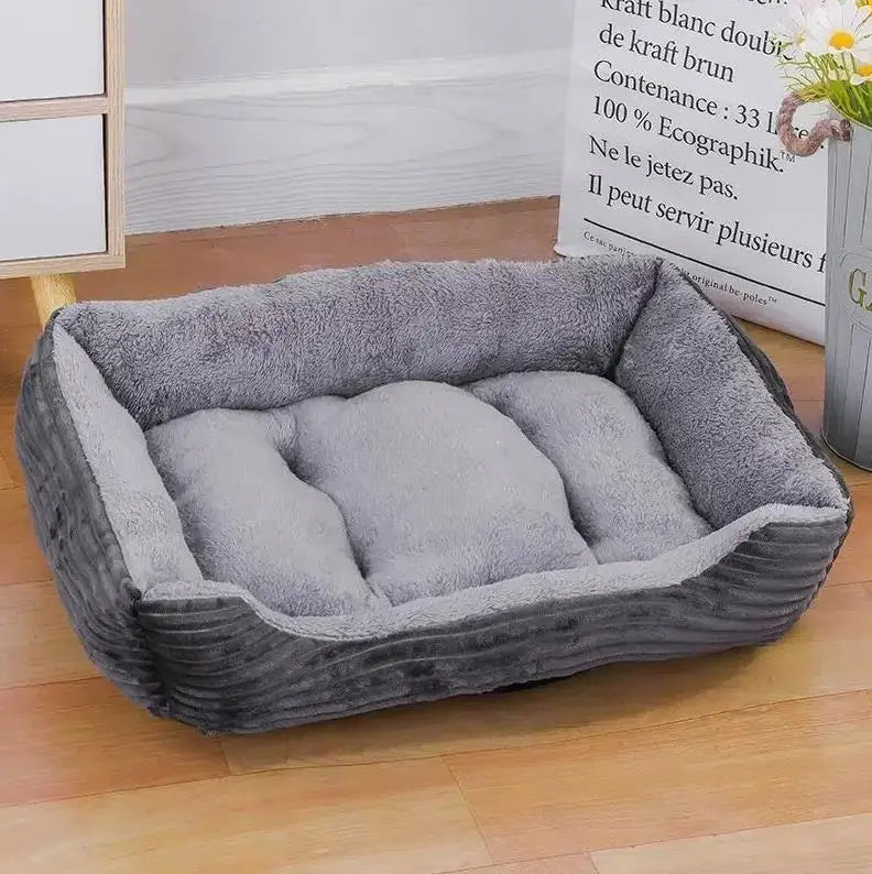 Dog and Cat Bed/Nut House